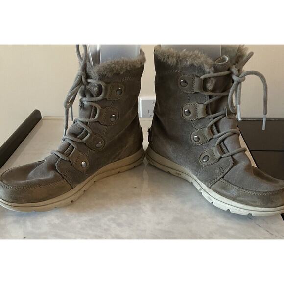 Sorel Explorer Joan Boots Women Size 9‎ Gray Faux Fur Lace-up Snow Waterproof - Picture 3 of 7